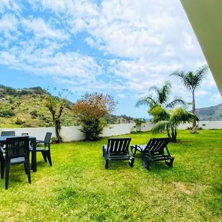 Willa Sal E Pimenta House - A Wellbeing Retreat Machico (Madeira)